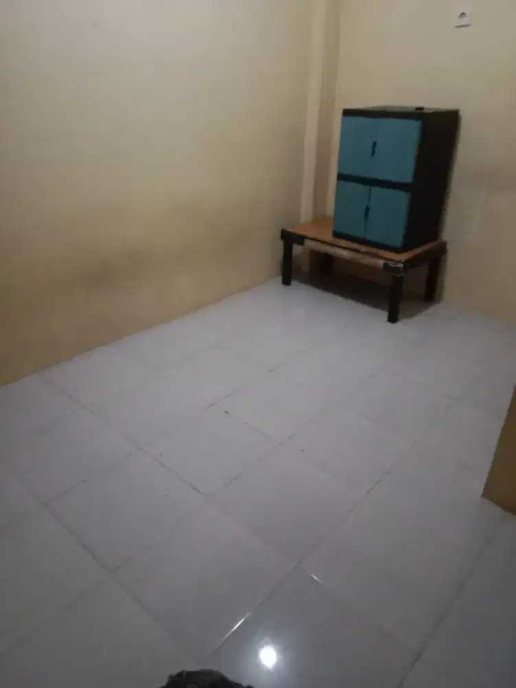 KONTRAKAN PETAK MAMPANG PRAPATAN