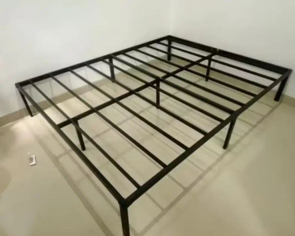 Divan / ranjang tidur kokoh