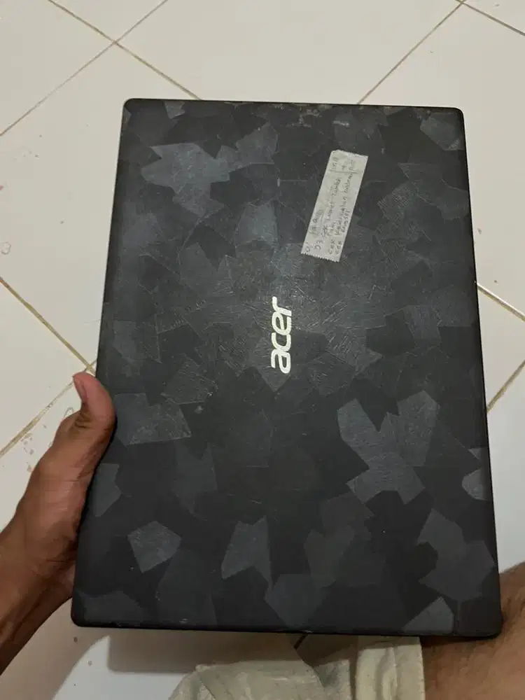 Laptop Acer Bekas