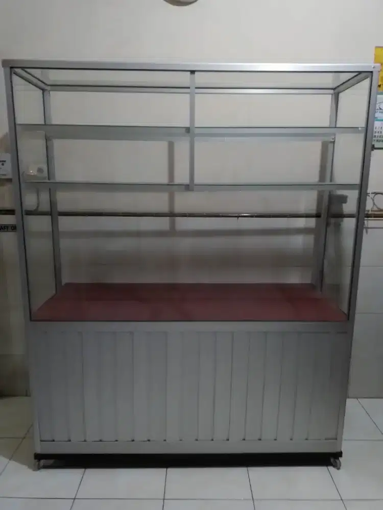 Etalase Makanan