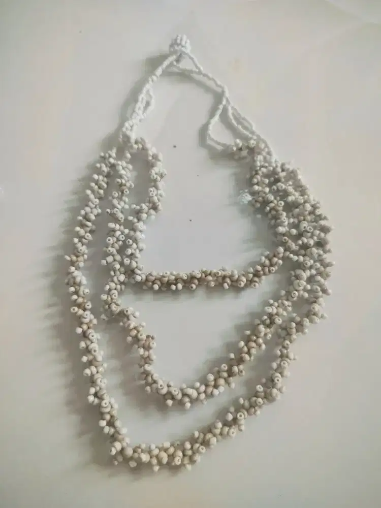 Dijual cepat aksesoris berbentuk kalung