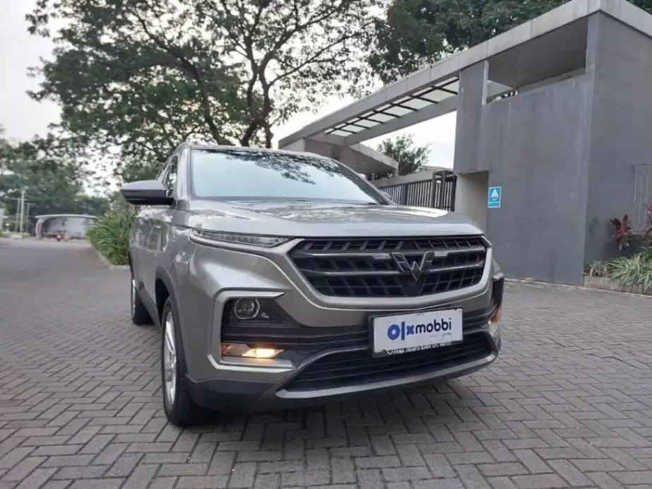 DP 5% Wuling Almaz 1.5 Smart Enjoy 7-Seater Silver C2KSZ