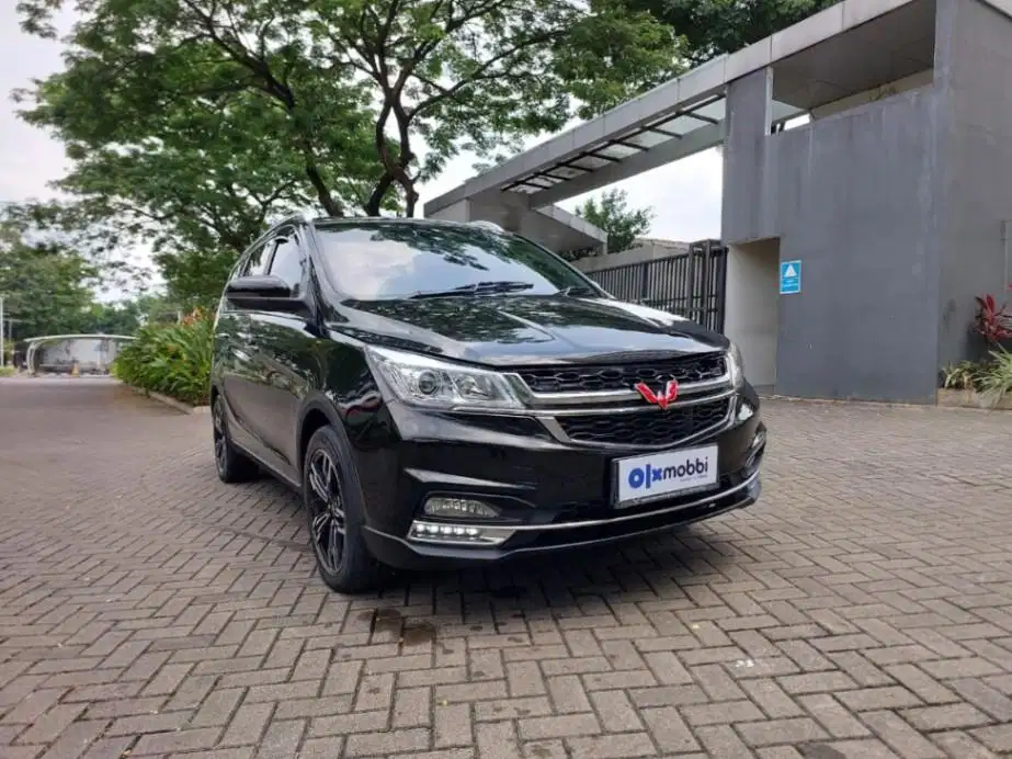 DP 5% Wuling Cortez 1.5 CT L Bensin-AT Hitam C9OZF