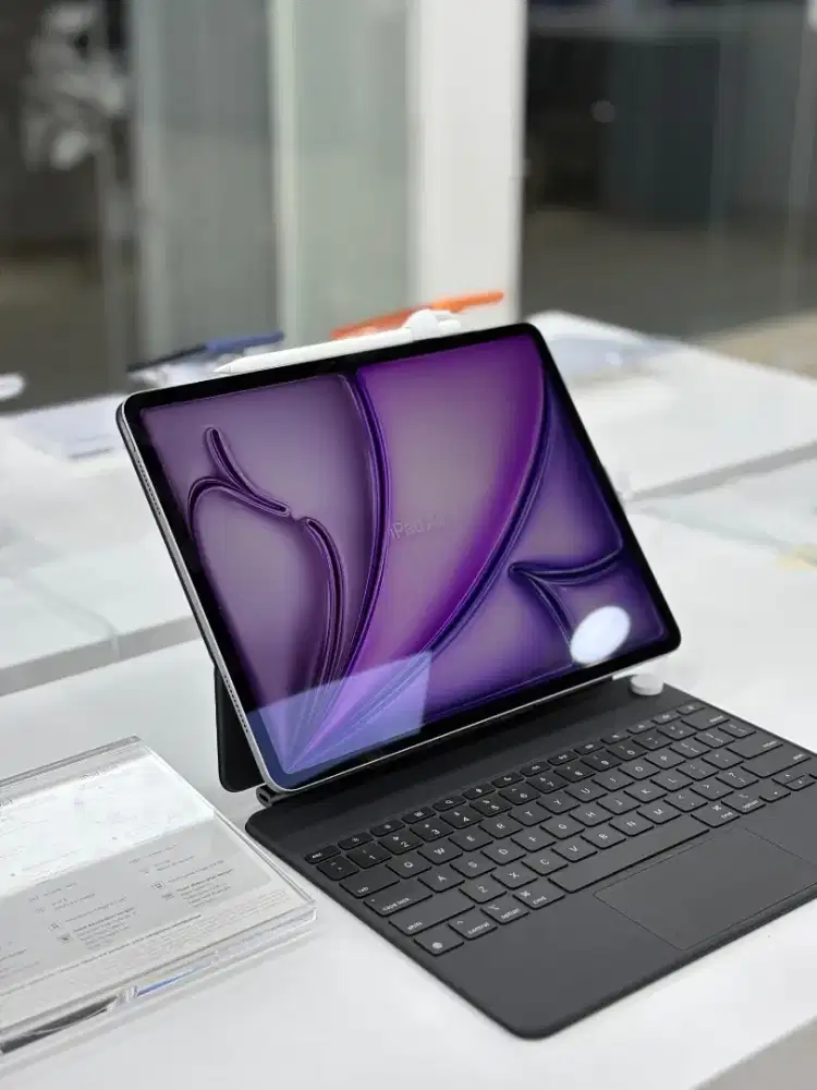 iPad Air 11 128 GB Wifi + Seluler