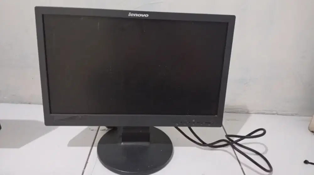 Monitor PC Lenovo 19 inc