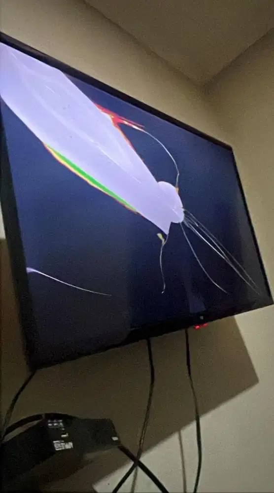 Smart TV Xiaomi 32 Inch – Panel Pecah, Mesin Normal ( NEGO )