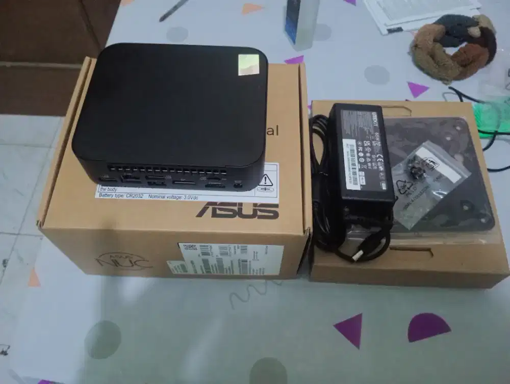 Jual mini PC ASUS NUC 14 Essential