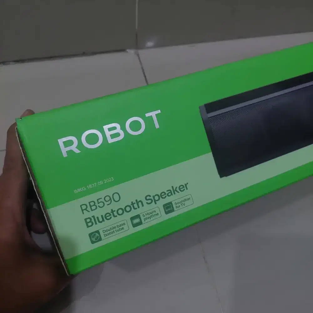 Speaker robot like new