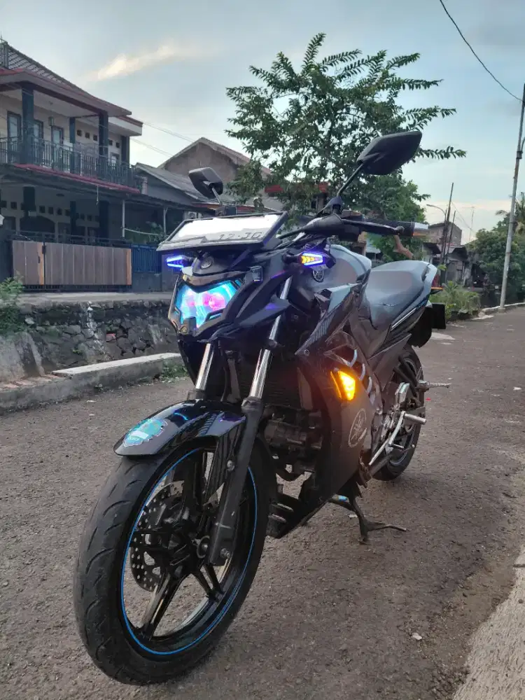 Vixion advance 2015
