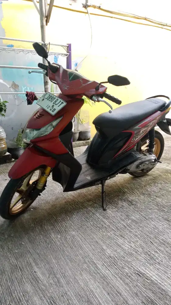 Bismillah jual aja ni Beat thun2011 srt lnkp pajak idup 7 nego info wa