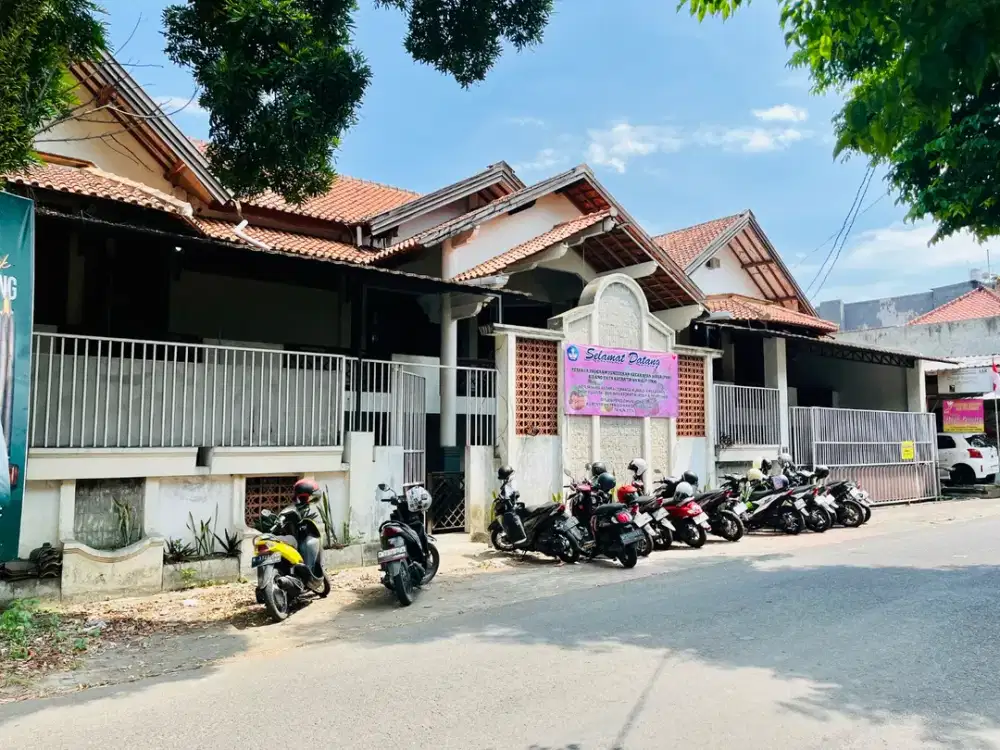 Rumah Kantor Poros Jalan Pisang Kipas 50mter ke Suhat