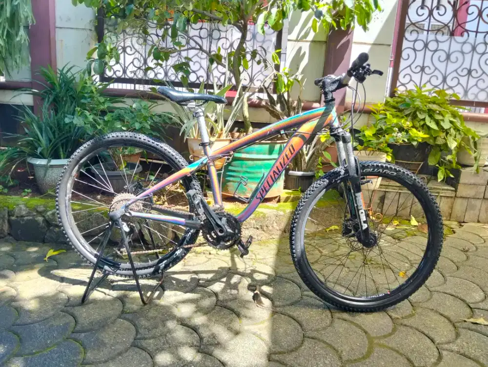 DIJUAL CEPAT MTB SPECIALIZED 27 SPEED – CAT BUNGLON / OIL SLICK