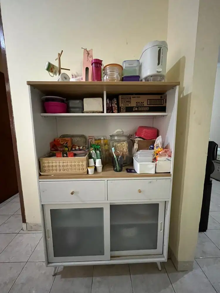 Lemari Dapur / Tempat Alat Dapur