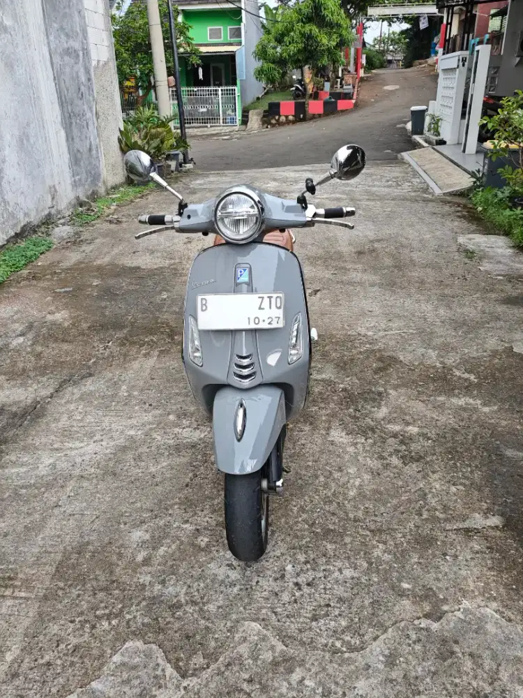 Piaggio Vespa PRIMAVERA 150 IGET ABS LED TAHUN 2022