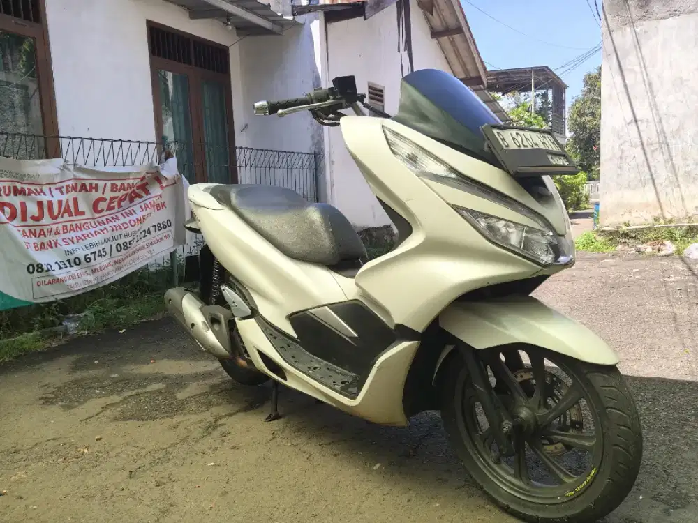 Jual HONDA PCX CBS PUTIH