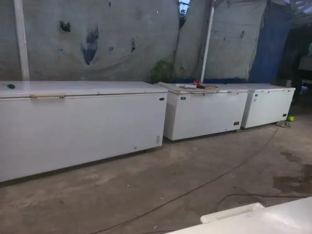 Freezer bok berbagai merek