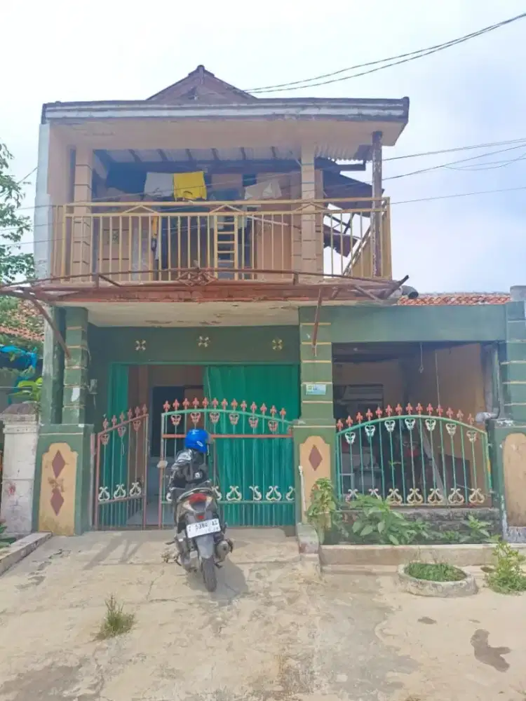 RUMAH 2 LANTAI 100 JUTA.