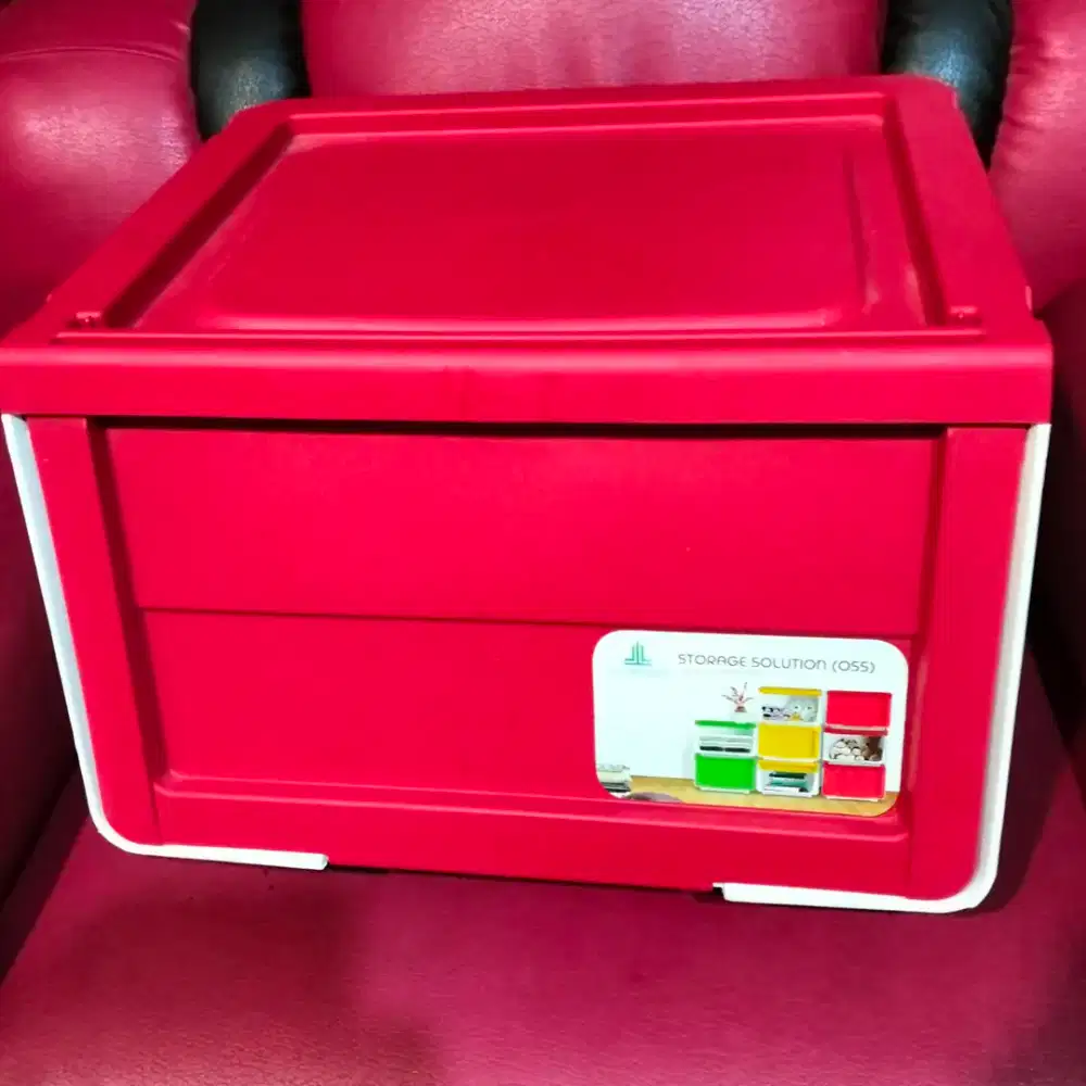 PLASTIC CONTAINER BOX
Dimensi Produk : 44 x 40 x 31 cm
 Serba guna