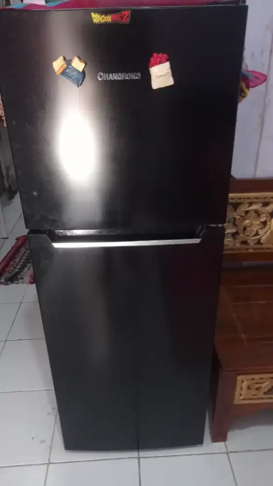 Dijual Cepat Kulkas dua Pintu merk Changhong