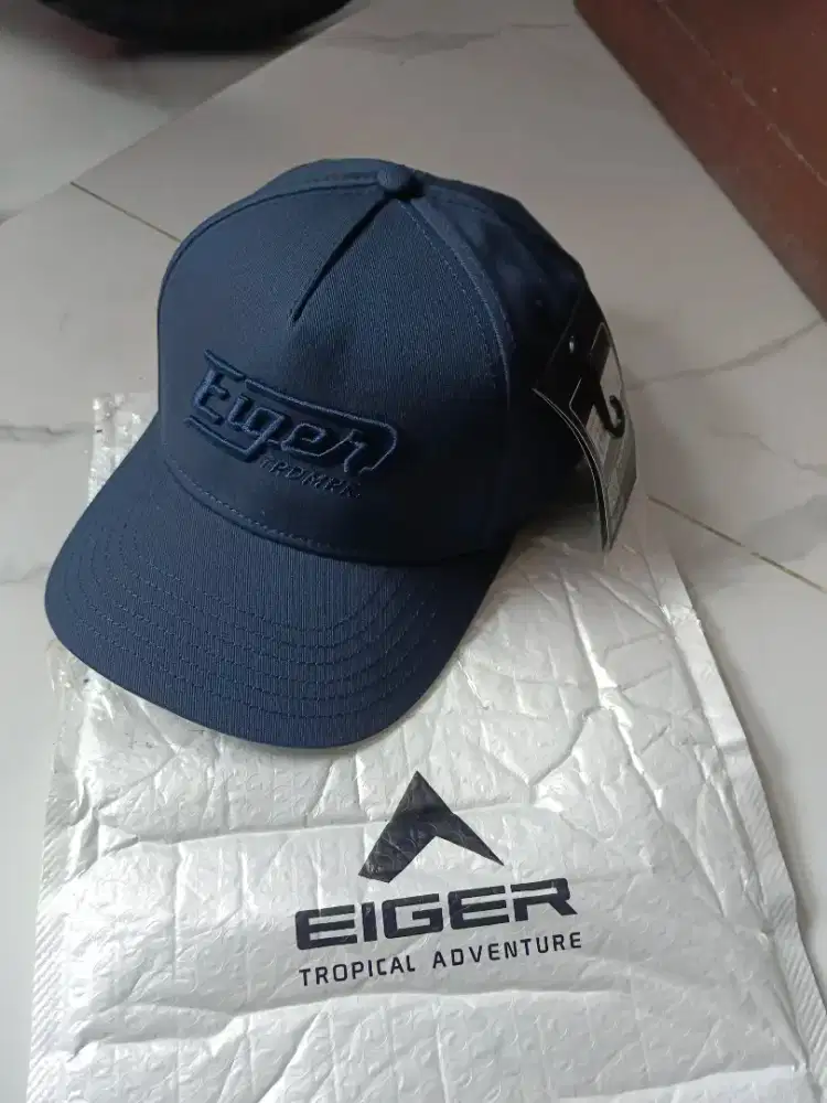 Topi Eiger kondisi BARU FULLTAG 100% ORI