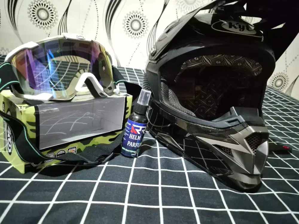 Jual helm KYT CROSS ++ kacamata goggle
