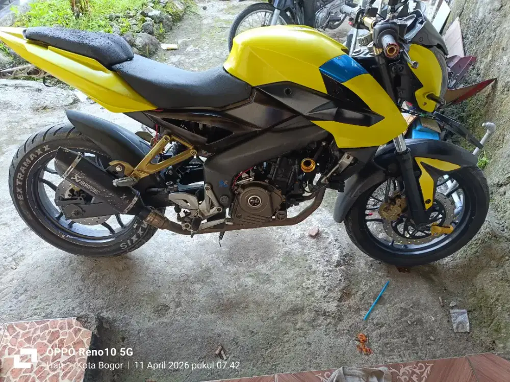 Bajaj Pulsar 200NS