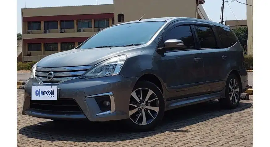 TDP 6,JT, Nissan Grand livina 1.5 XV Bensin-AT Hitam 2016