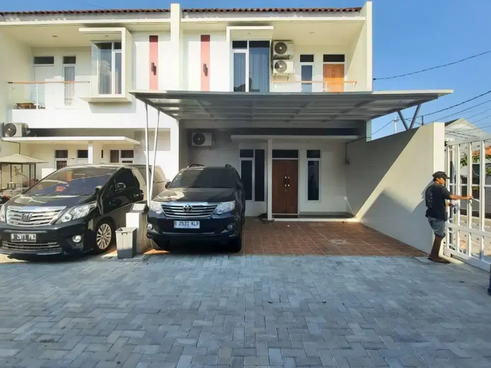 DIJUAL RUMAH JATIMAKMUR SIAP HUNI 2 LANTAI BEBAS BANJIR SHM DEKAT TOL