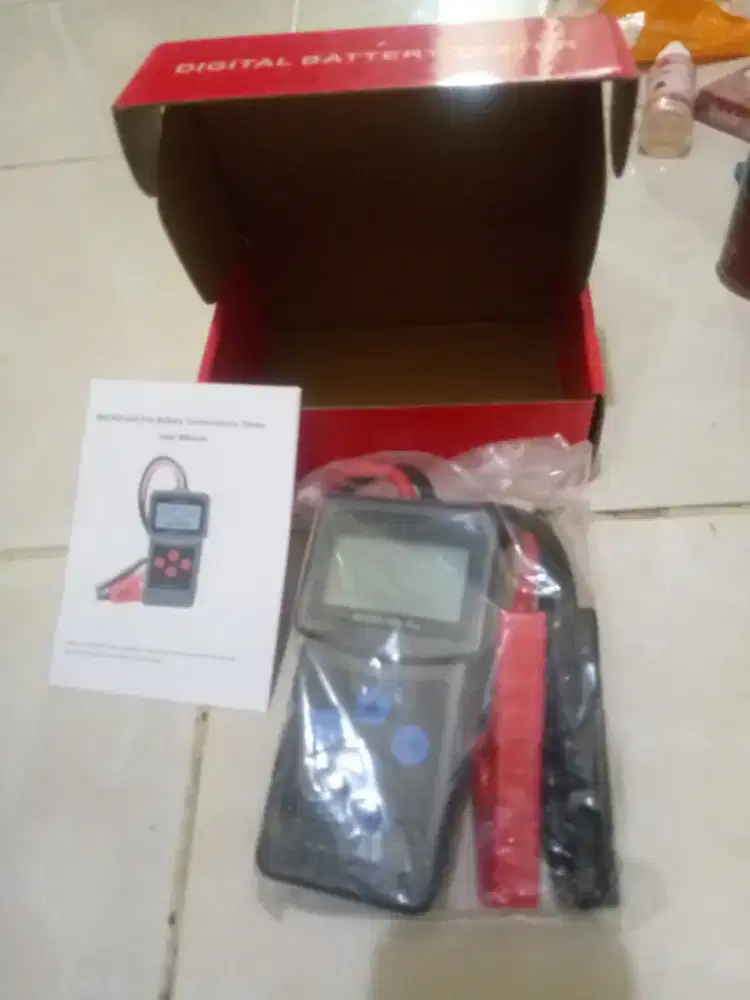 Alat test battery jepit aki mobil