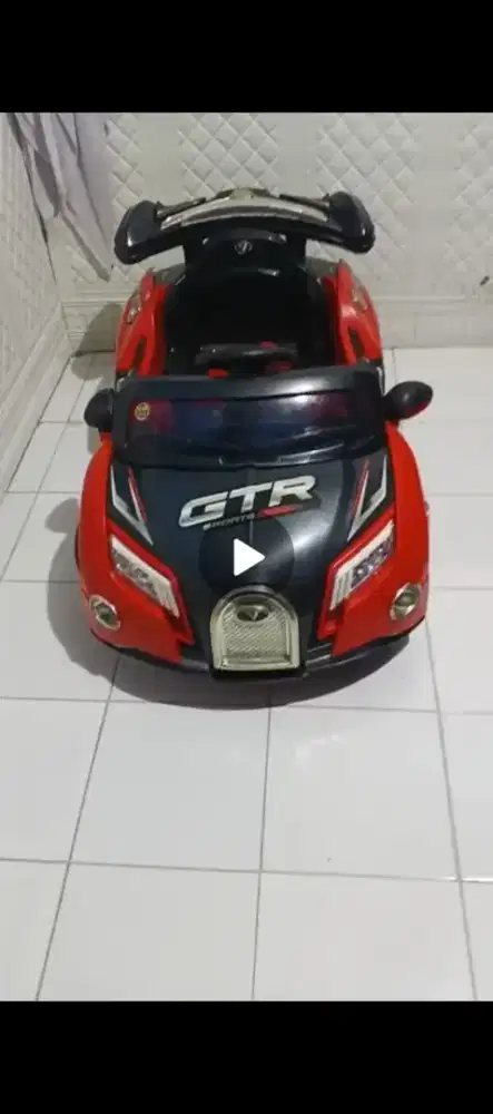 Mobil aku pakai remot