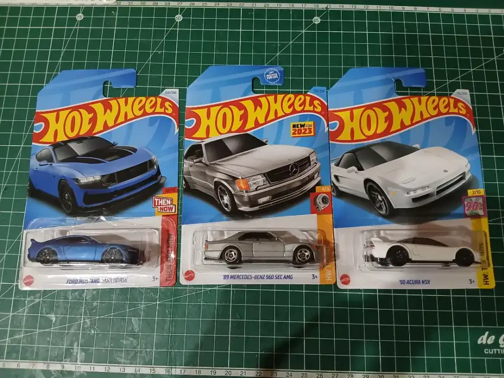 Bundle Hotwheels Real Car Murah 3 Pcs - Kondisi mulus - Jual cepatt