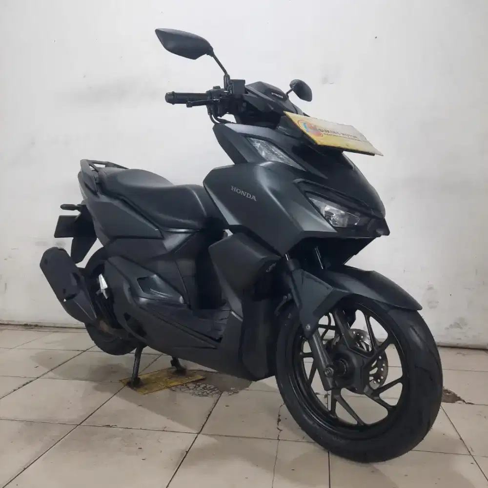 VARIO 160 CBS TAHUN 2023 KTP LUAR JAKARTA BISA KREDIT DI SINI