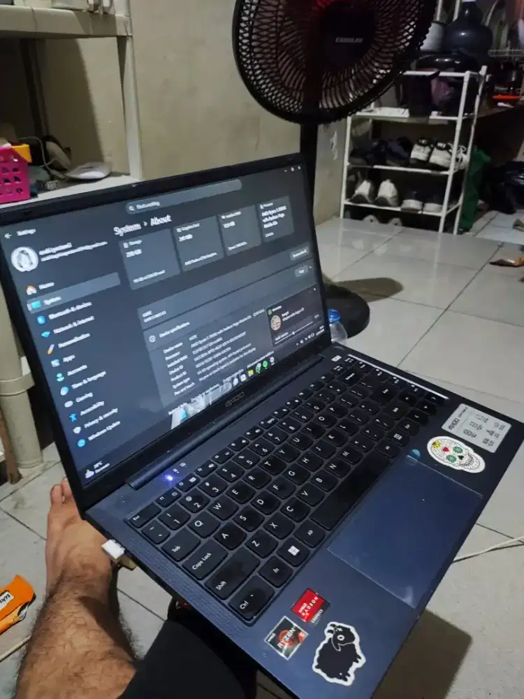 Laptop AXIO HYPE 5 AMD X3