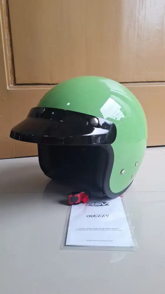 Helm RSV Odezzy & ALV Nemo Retro