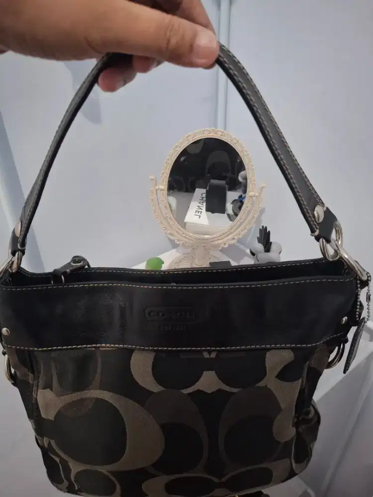 Coach Optic Signature Convertible Zoe Hobo Shoulder Handbag