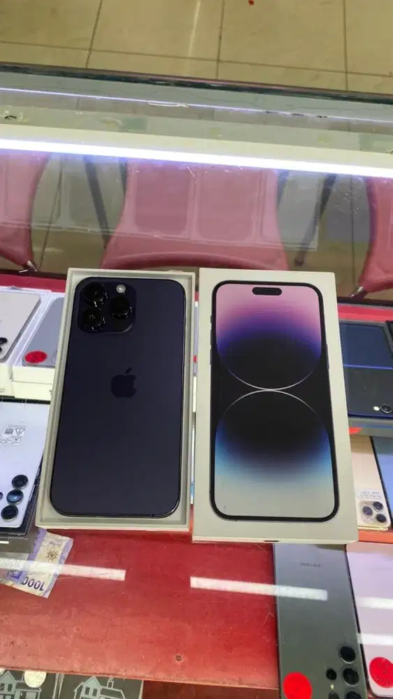 Jual cepat scone iphone 14 pm