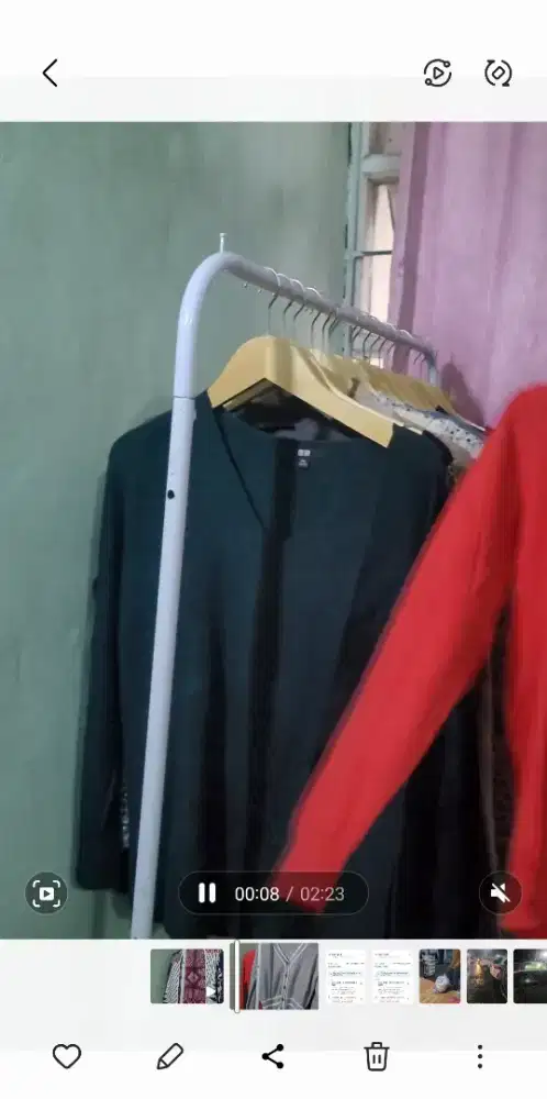 Baju baju bagus thrifting