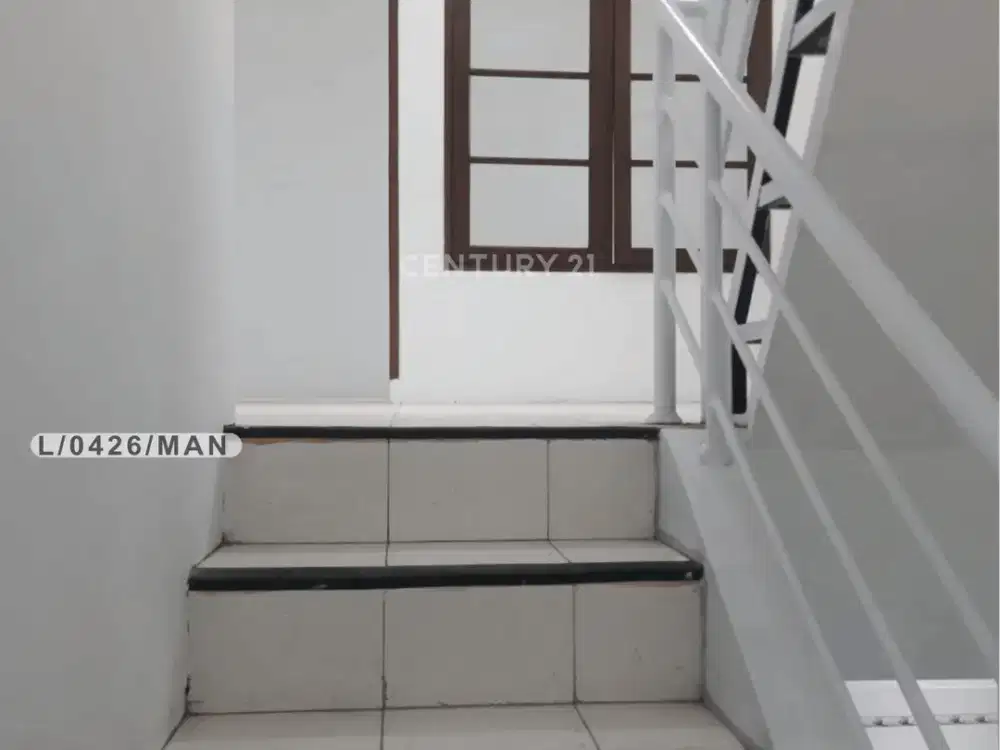 Rumah Siap Huni Lingkungan Aman Di Taman Kopo Indah 3 Bandung