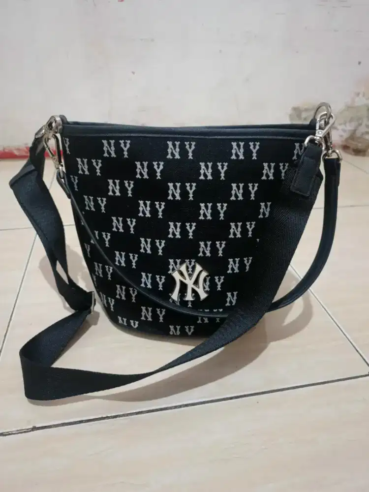 Tas MLB YN clasic monogram jackguard