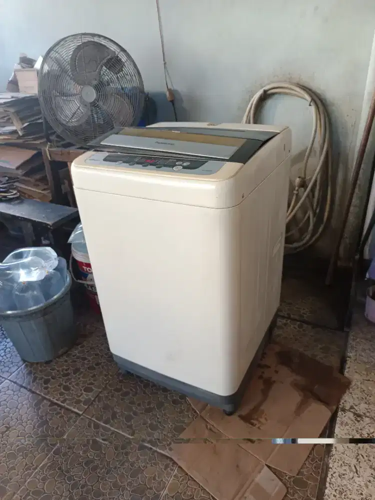Mesin cuci otomatis panasonic aquabeat
