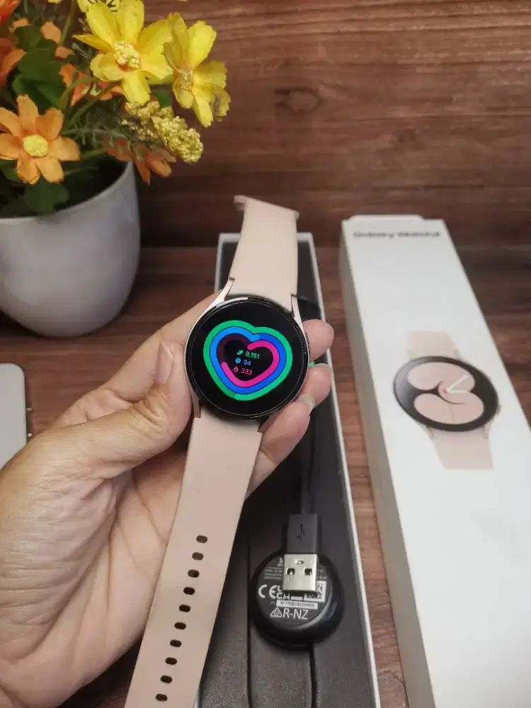 Samsung watch 4 rose gold 40mm mulus 99% garansi resmi sein murah