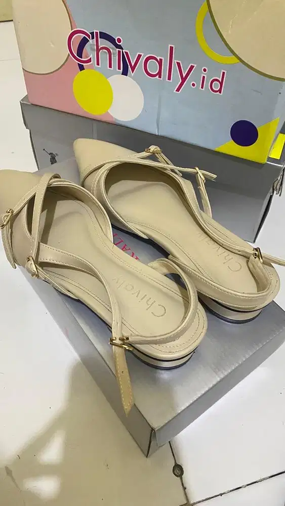 SEPATU SANDAL SIZE 38