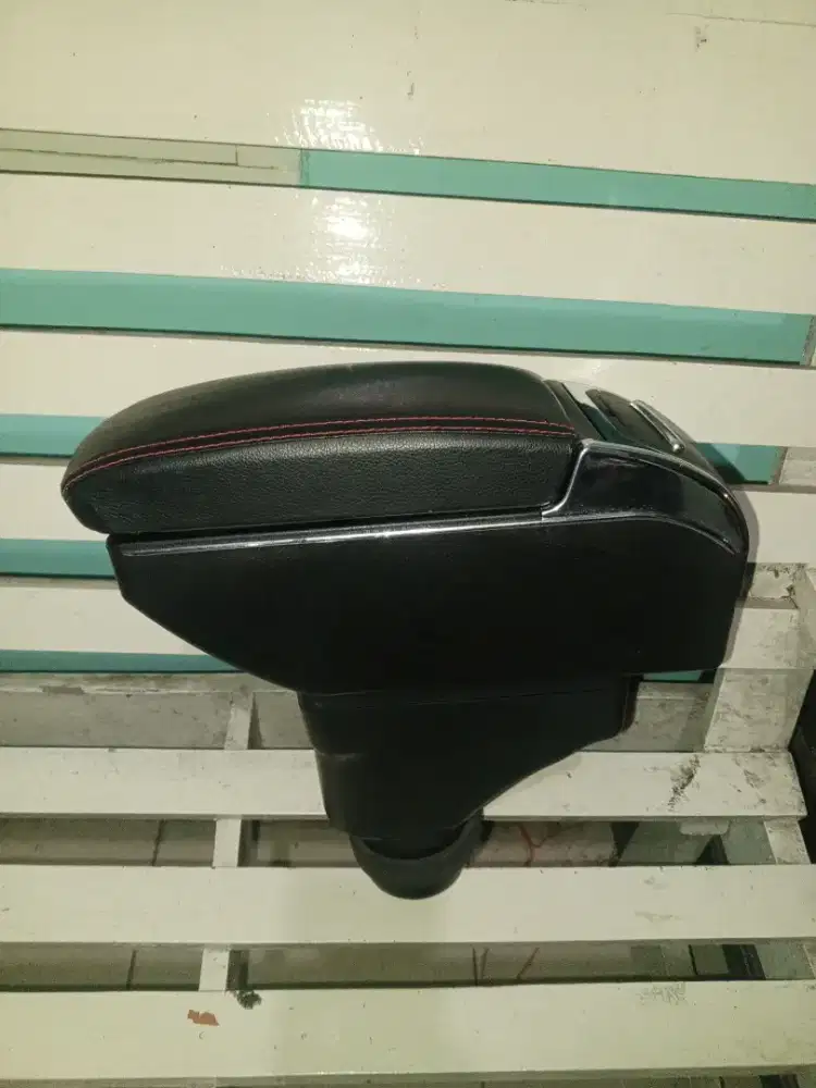 Armrest console box universal