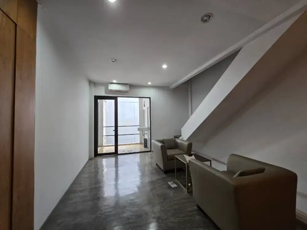 Kantor Strategis di pusat kota dekat Tangcity mall, Tangerang Kota