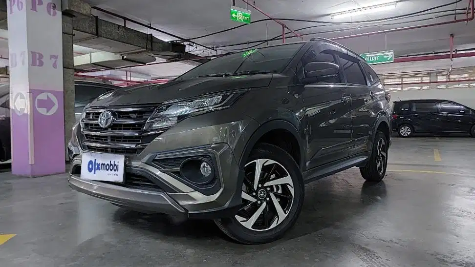 TDP 11JT, Toyota Rush 1.5 GR Sport Bensin-AT Coklat 2022