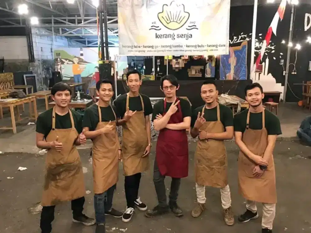 MENJUAL JASA ATAU SEDANG MENCARI PEKERJAAN