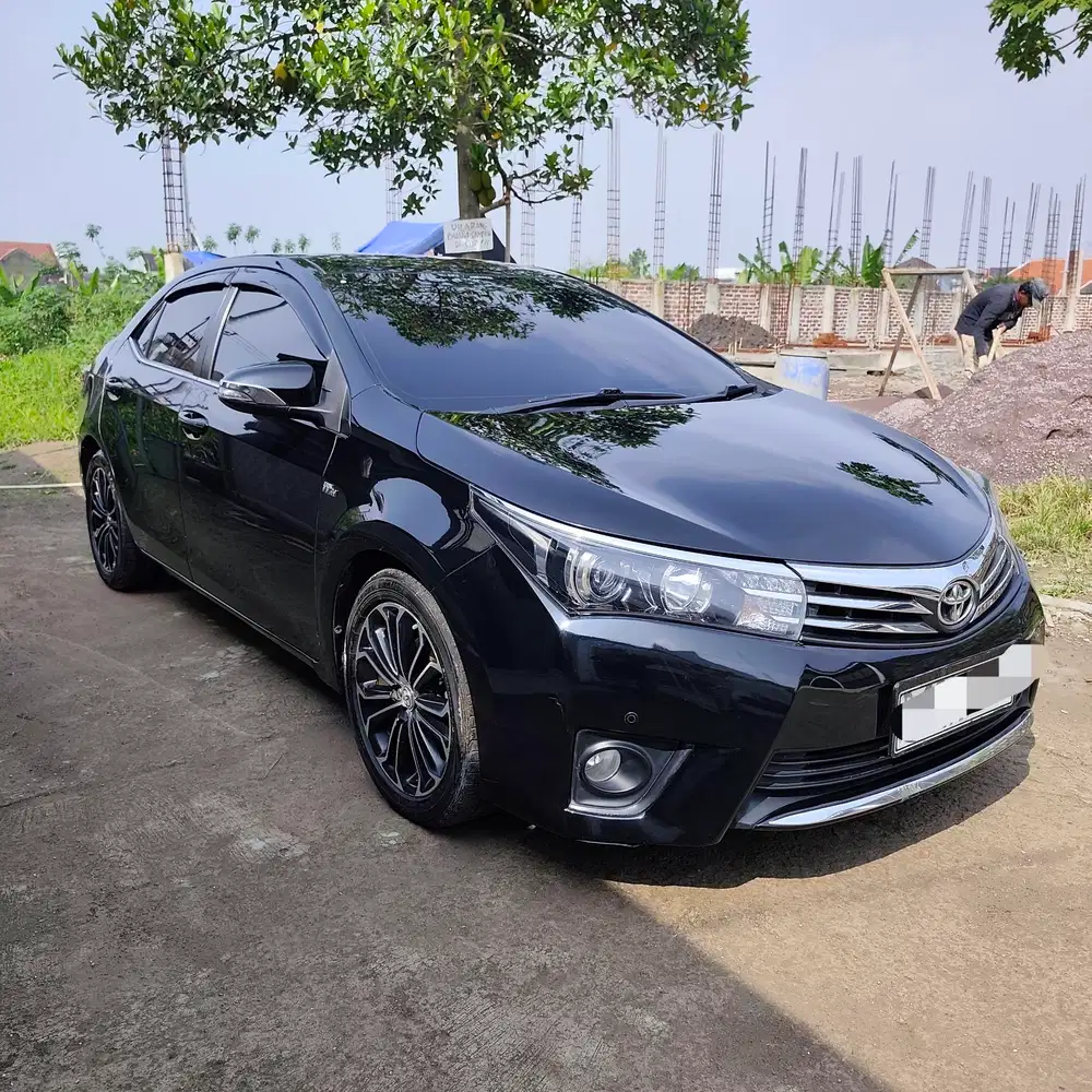 Toyota Altis 1.8 V 2014 - Hitam - KM 82rb (Antik)