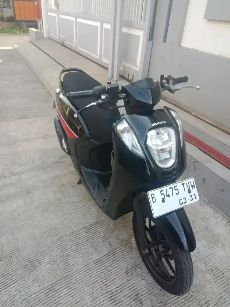 DI JUAL MOTOR HONDA GENIO TAHUN 2019