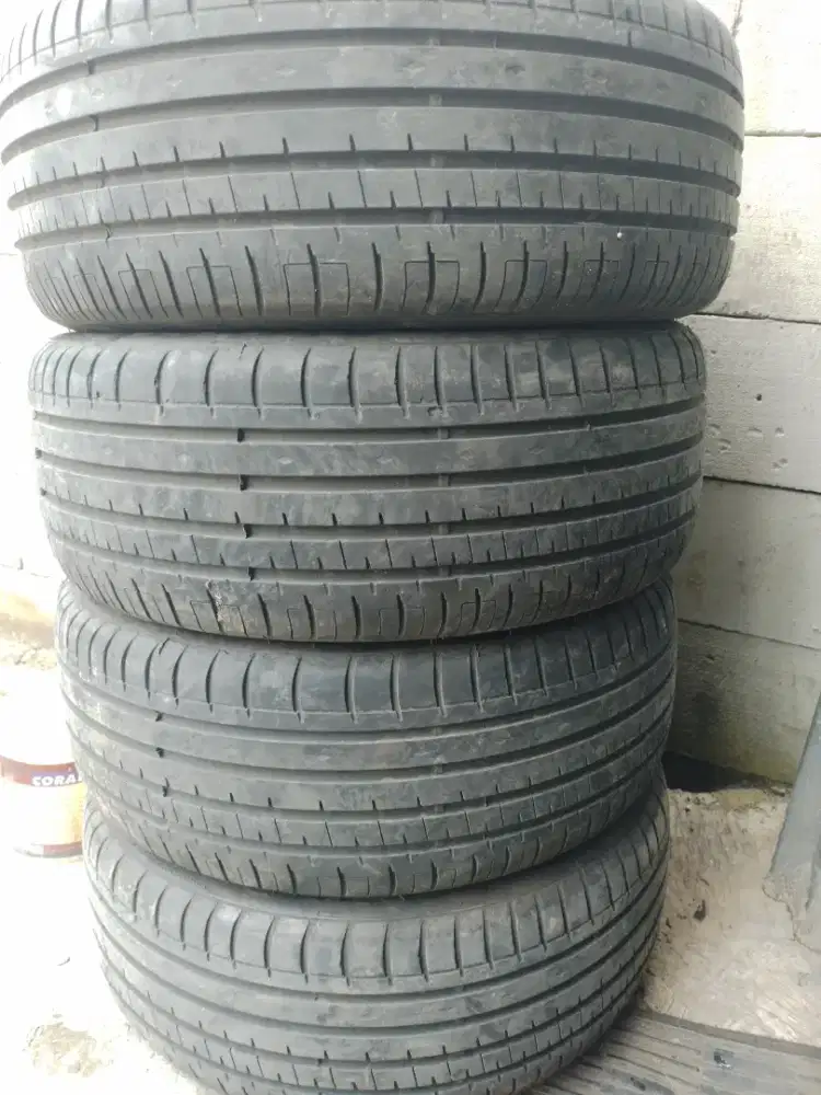 Ban accelera 225/50/R18 nik 2024