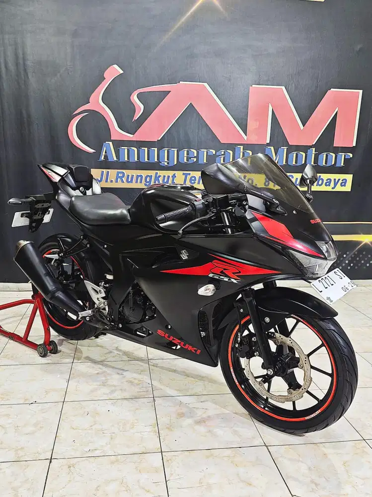 Suzuki GSX R 150 Keyles Th 2018 odo 7rb super keren